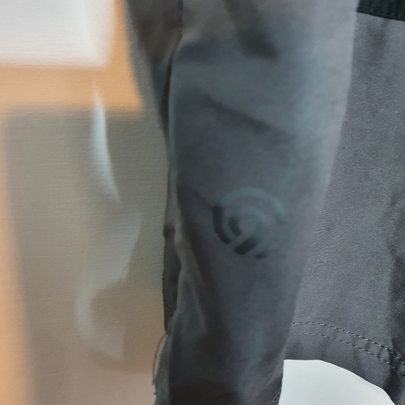 Champion Men Shorts Size XL - Picture 4 of 7